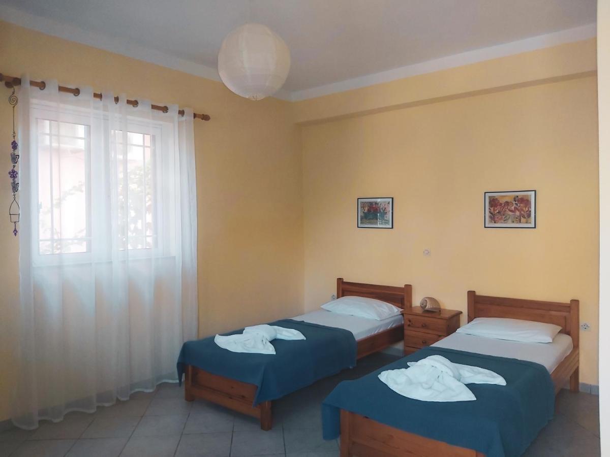 Eleni'S Studios Никиана Экстерьер фото