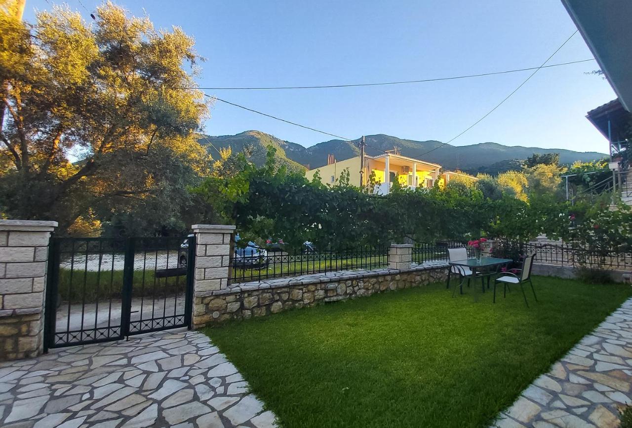 Eleni'S Studios Никиана Экстерьер фото